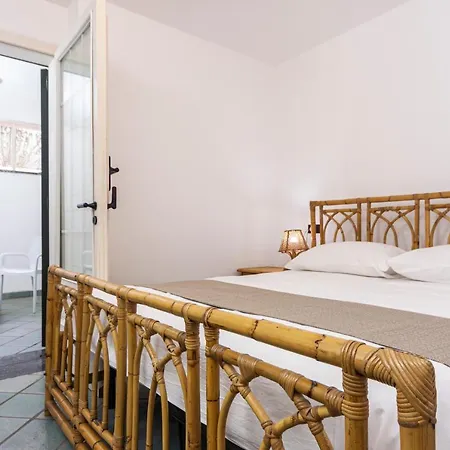 Apartment Frontemare *