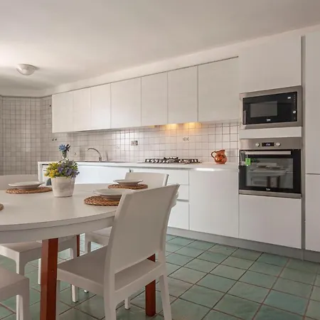 Frontemare Apartman Marina di Mancaversa